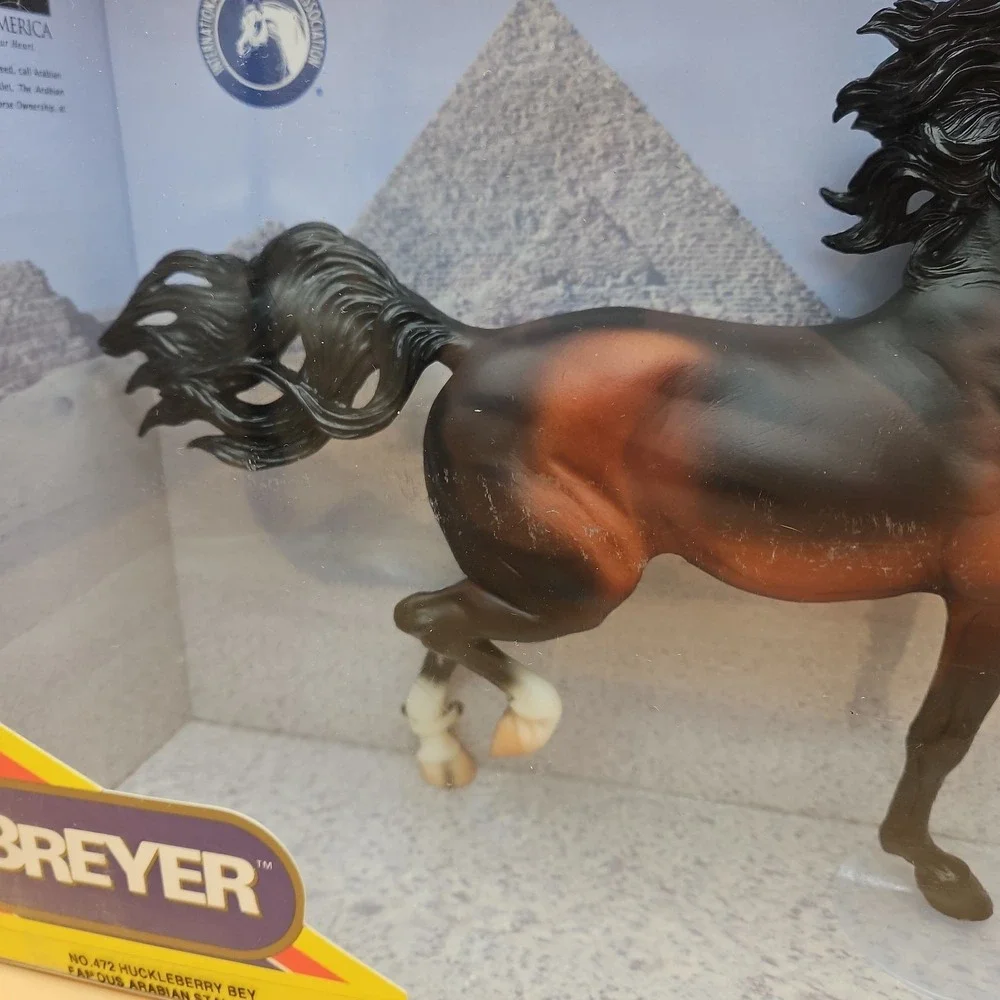 Retired Breyer Horse #472 Huckleberry Bey Champion Arabian Stallion NIB NEW